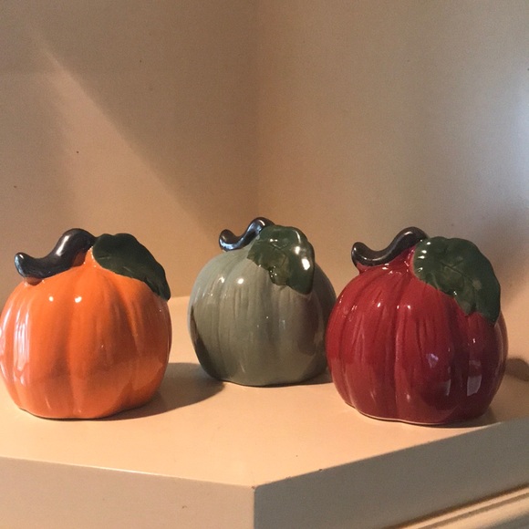 Set of 3 Mini Ceramic Pumpkins - Picture 4 of 14